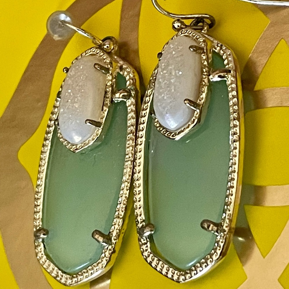 Kendra Scott Emmy